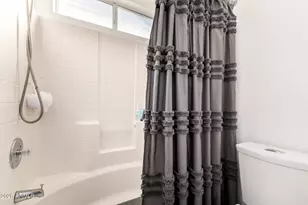 22001 N 35th Dr, Glendale, AZ 85310 - Photo 22