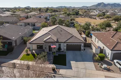 22147 E Creekside Drive, Queen Creek, AZ 85142 - Photo 8