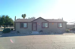 412 N Buckhorn Ct, Queen Valley, AZ 85118 - Photo 4