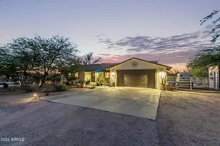 164 S Sixshooter Rd, Apache Junction, AZ 85119 - Photo 6