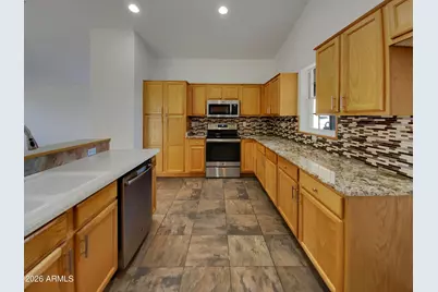 5132 W Warren Drive, Casa Grande, AZ 85194 - Photo 2