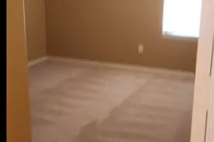 2134 W Pleasant Ln, Phoenix, AZ 85041 - Photo 12