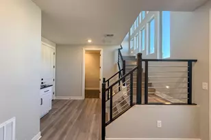 2121 W Sonoran Desert Dr, Phoenix, AZ 85085 - Photo 22