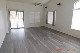 7031 W Louise Dr, Glendale, AZ 85310 - Photo 2