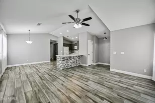 726 S Nebraska St, Chandler, AZ 85225 - Photo 6