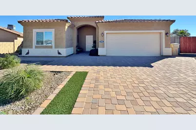 8480 W Mission Hills Drive, Arizona City, AZ 85123 - Photo 4