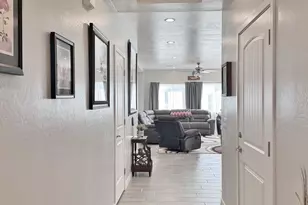 8480 W Mission Hills Dr, Arizona City, AZ 85123 - Photo 6