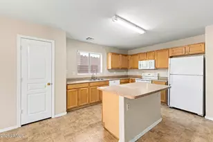 23264 W Cocopah St, Buckeye, AZ 85326 - Photo 12