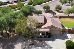21718 E Cherrywood Dr, Queen Creek, AZ 85142 - Photo 2