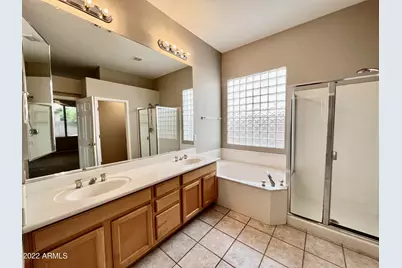 299 W Merrill Avenue, Gilbert, AZ 85233 - Photo 16