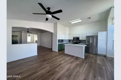 14956 W Maui Lane, Surprise, AZ 85379 - Photo 4