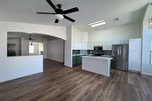 14956 W Maui Ln, Surprise, AZ 85379 - Photo 4