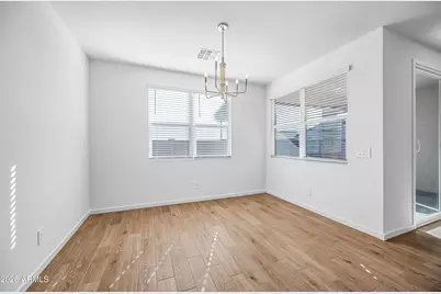 2563 E Grenache Road, San Tan Valley, AZ 85143 - Photo 10