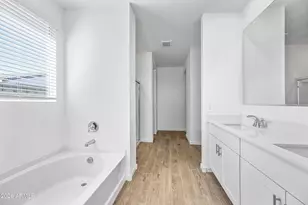 2563 E Grenache Rd, San Tan Valley, AZ 85143 - Photo 14