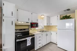 44 S Hawes Rd, Mesa, AZ 85208 - Photo 8