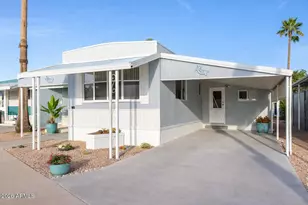 44 S Hawes Rd, Mesa, AZ 85208 - Photo 1