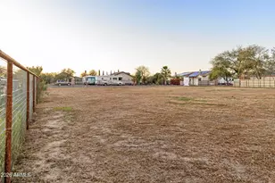 1009 E Carlise Rd, Phoenix, AZ 85086 - Photo 40