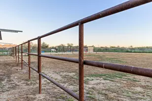 1009 E Carlise Rd, Phoenix, AZ 85086 - Photo 40