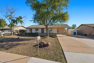 73 S 132nd St, Chandler, AZ 85225 - Photo 2