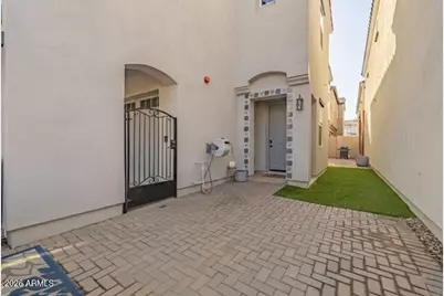 267 E Aster Drive, Chandler, AZ 85286 - Photo 4