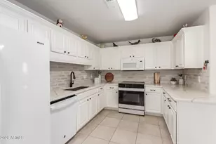 15380 N 100th St, Scottsdale, AZ 85260 - Photo 12