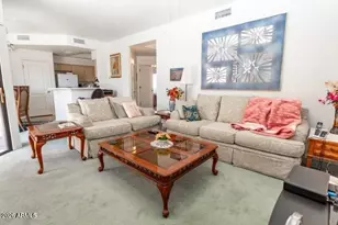 9151 W Greenway Rd, Peoria, AZ 85381 - Photo 14