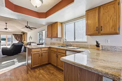 14225 N 20th Place, Phoenix, AZ 85022 - Photo 10