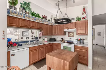 1521 E Firestone Drive, Chandler, AZ 85249 - Photo 10