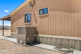 13050 N Breeze Way, Maricopa, AZ 85139 - Photo 14