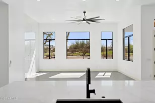 22423 N 54th Pl, Phoenix, AZ 85054 - Photo 38