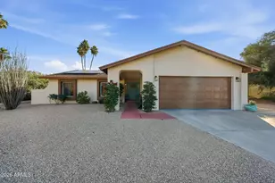 2647 E Cholla St, Phoenix, AZ 85028 - Photo 2