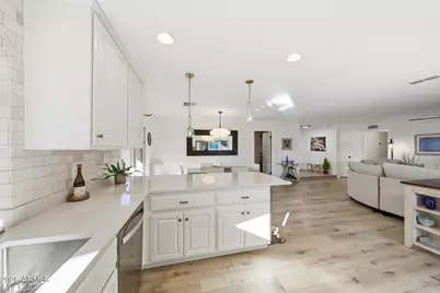 2647 E Cholla Street, Phoenix, AZ 85028 - Photo 14