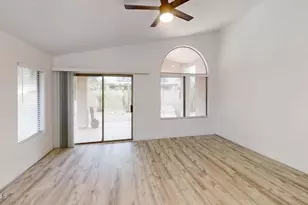 4445 E Meadow Dr, Phoenix, AZ 85032 - Photo 10