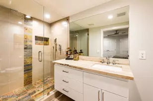 9030 N 48th Pl, Paradise Valley, AZ 85253 - Photo 46