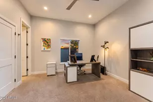 9030 N 48th Pl, Paradise Valley, AZ 85253 - Photo 16