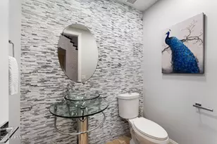 9030 N 48th Pl, Paradise Valley, AZ 85253 - Photo 14