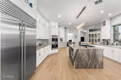 9030 N 48th Place, Paradise Valley, AZ 85253 - Photo 8
