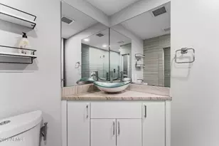9030 N 48th Pl, Paradise Valley, AZ 85253 - Photo 14
