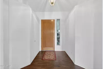 9513 E Knoll Circle, Mesa, AZ 85207 - Photo 6