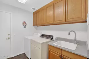 9513 E Knoll Cir, Mesa, AZ 85207 - Photo 36