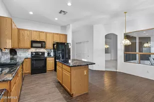 9513 E Knoll Cir, Mesa, AZ 85207 - Photo 14
