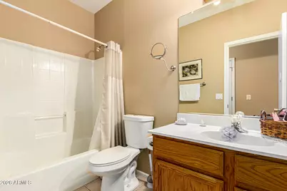 11321 W Piccadilly Road, Avondale, AZ 85392 - Photo 22