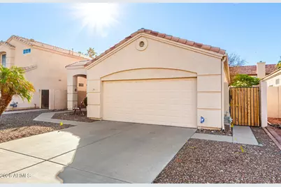 11321 W Piccadilly Road, Avondale, AZ 85392 - Photo 4