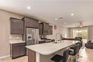 1953 W Yellowbird Ln, Phoenix, AZ 85085 - Photo 8