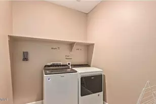 1953 W Yellowbird Ln, Phoenix, AZ 85085 - Photo 18