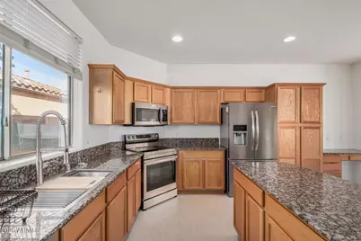 18347 W La Mirada Drive, Goodyear, AZ 85338 - Photo 8