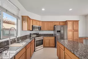 18347 W La Mirada Dr, Goodyear, AZ 85338 - Photo 8