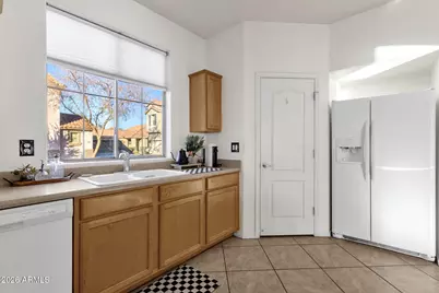 6337 S Blake Street, Gilbert, AZ 85298 - Photo 10