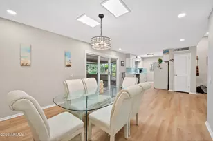 9240 W Hidden Valley Ln, Sun City, AZ 85351 - Photo 8