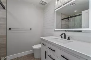 5326 N 81st Pl, Scottsdale, AZ 85250 - Photo 44